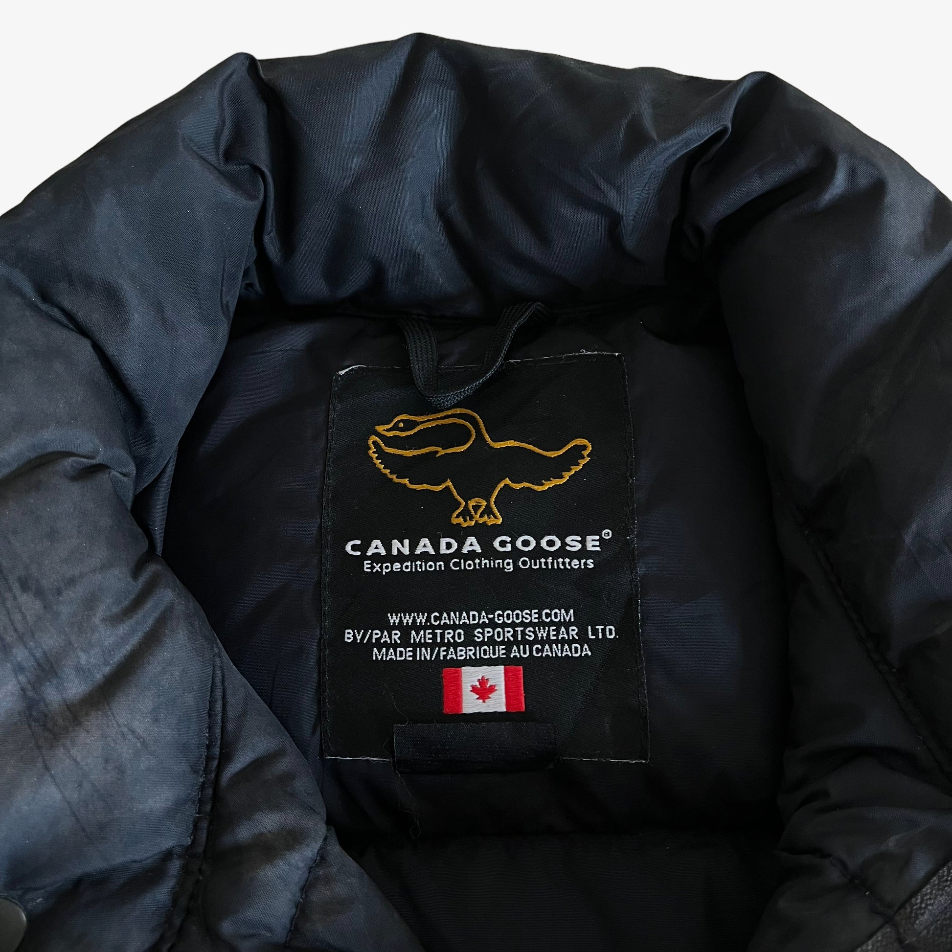 Vintage Y2K Canada Goose Black Puffer Gilet Label - Casspios Dream