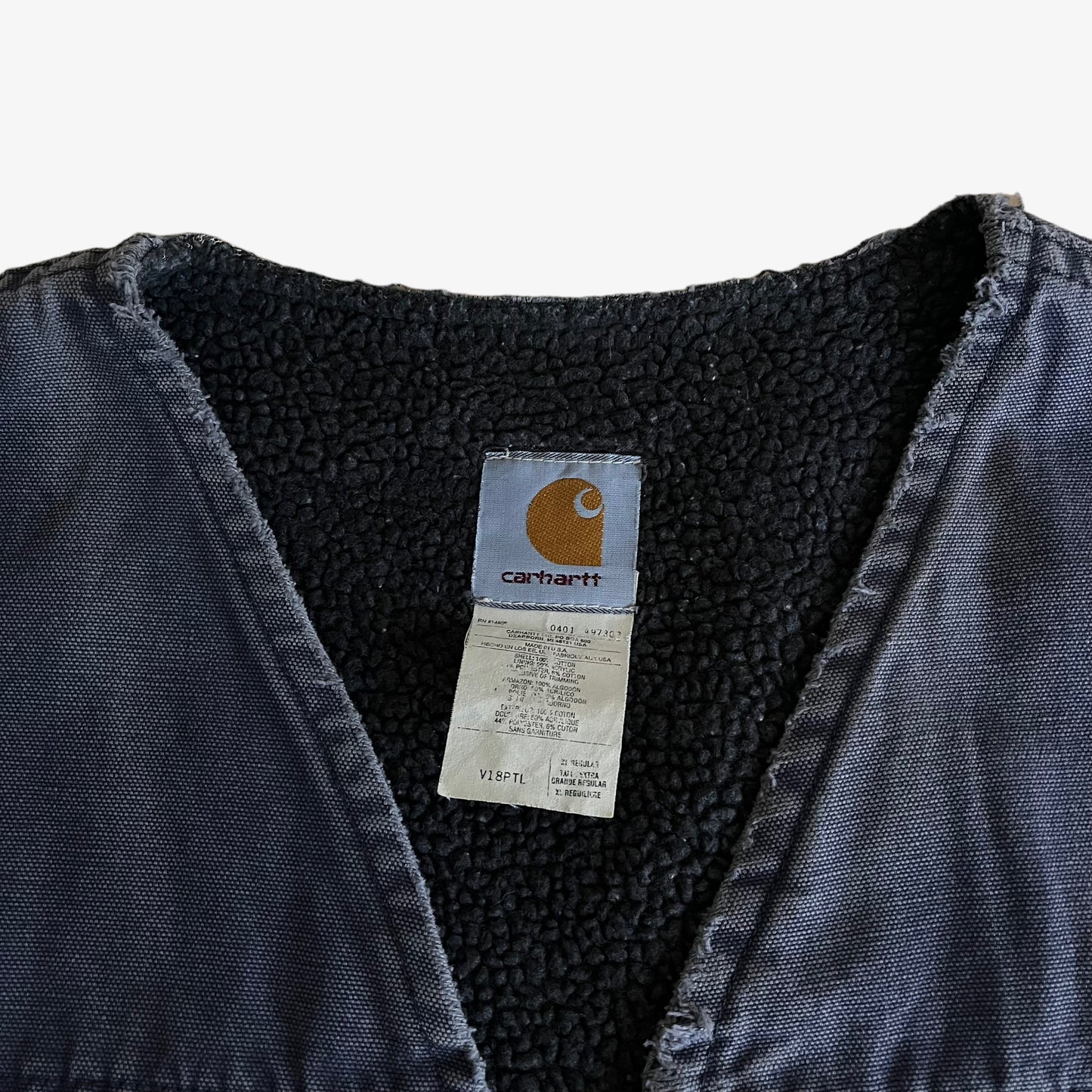 Vintage Y2K Carhartt Blue Workwear Gilet Label - Casspios Dream