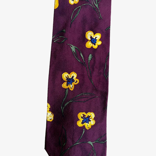 Vintage Y2K Hugo Boss Floral Print Colourful Red Silk Tie Pattern - Casspios Dream