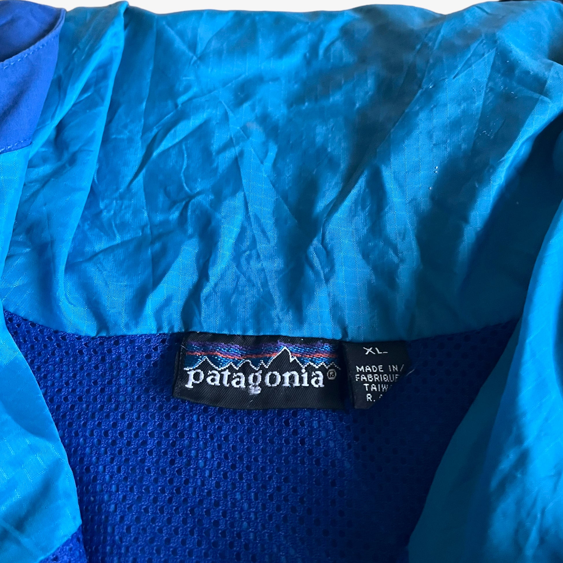 Vintage Y2K Patagonia Blue Utility Jacket Label - Casspios Dream
