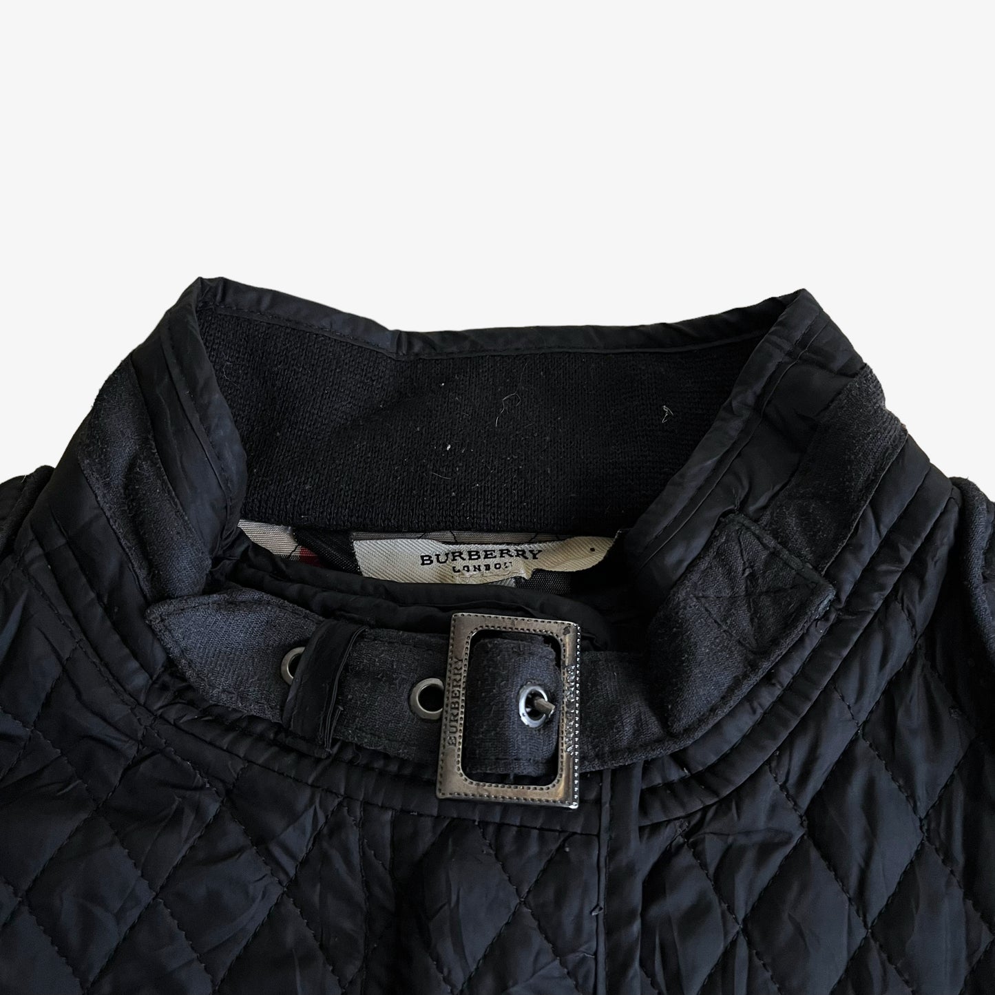 Vintage Y2K Womens Burberry Black Quilted Jacket Collar - Casspios Dream
