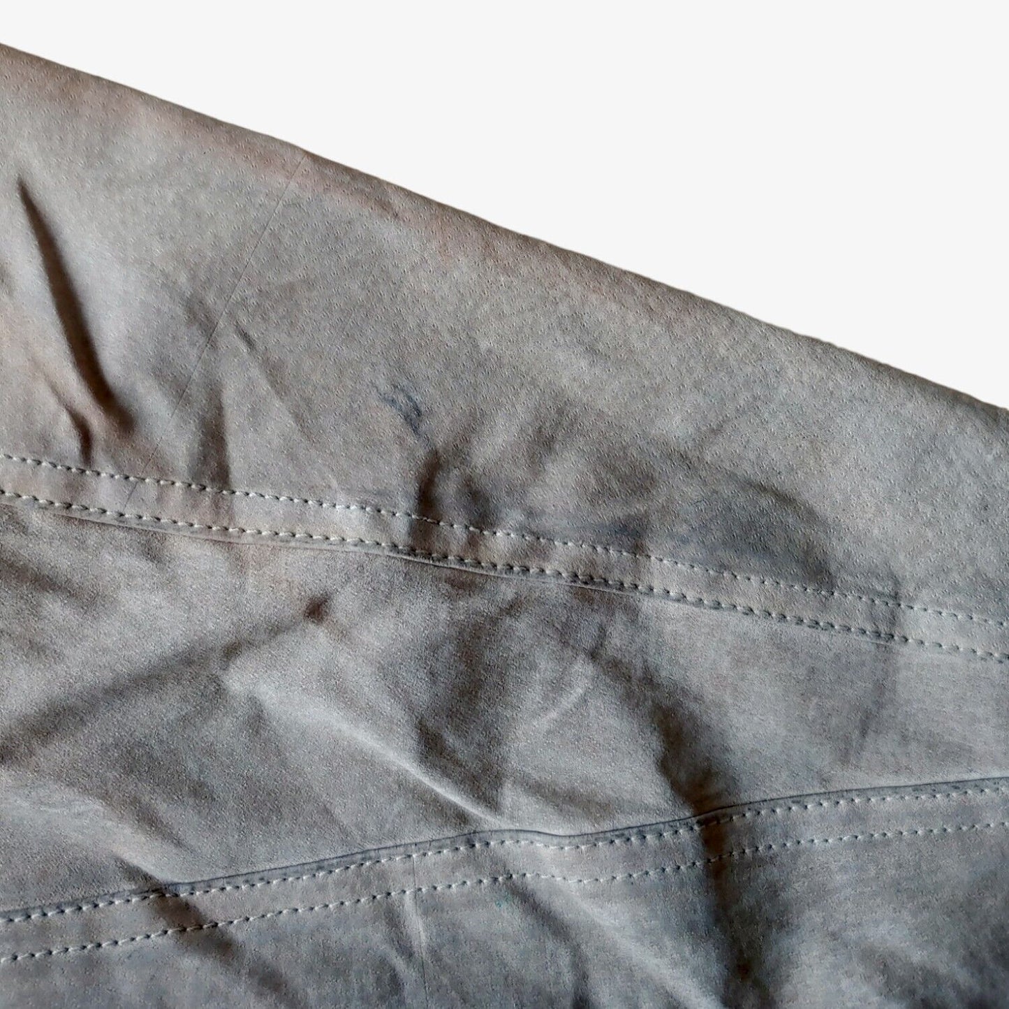 Sleeve wear on vintage 90s Pepe 36 Championship navy leather varsity jacket.