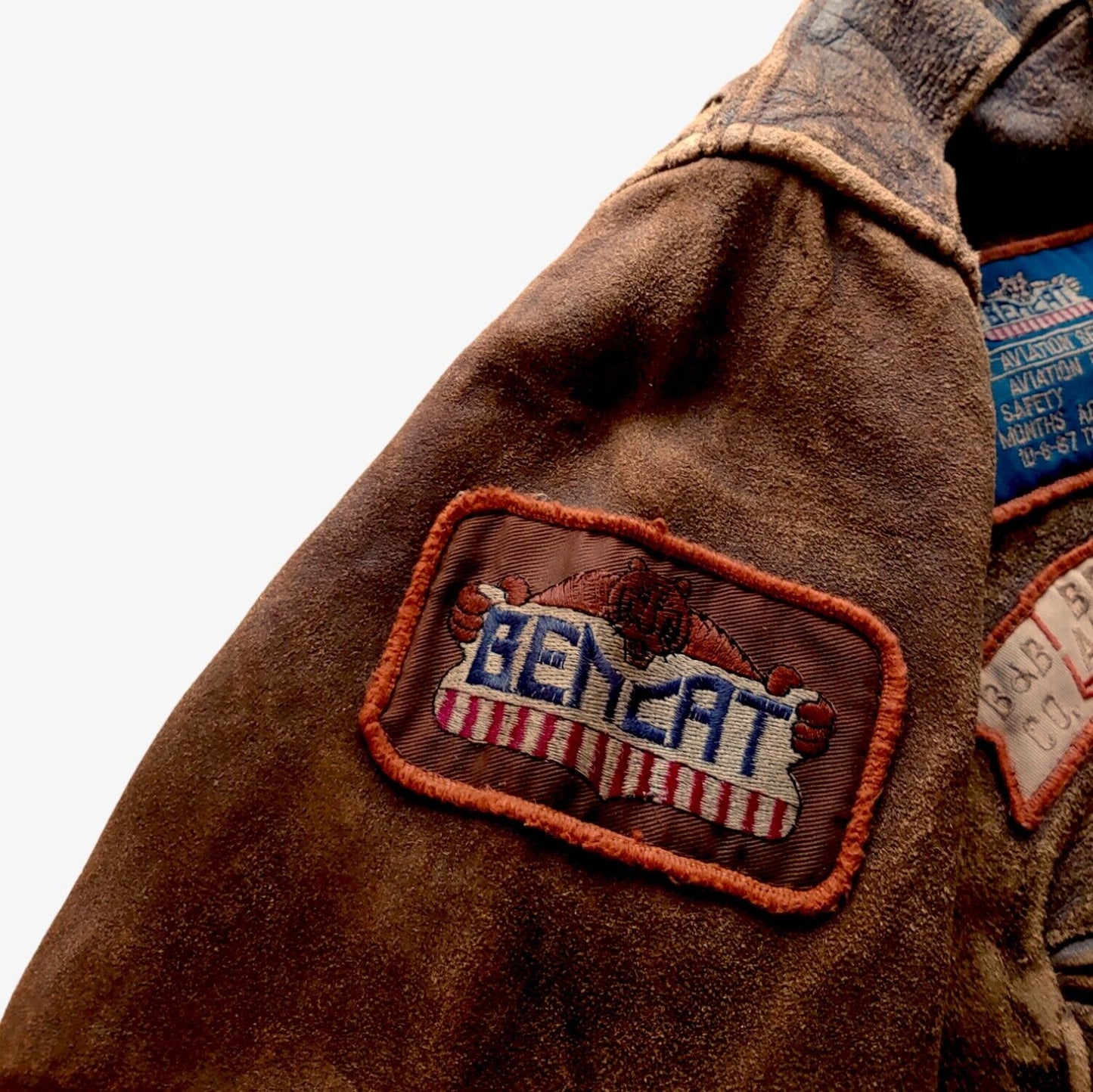 Vintage 1989 Bencat Aviation Service Brown Leather Pilot Jacket Badge - Casspios Dream