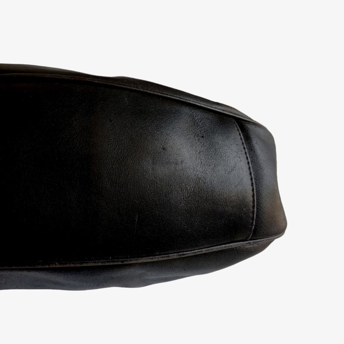 Vintage 90s Gucci Black Leather Bamboo Handbag 00137541638 Bottom Mark - Casspios Dream