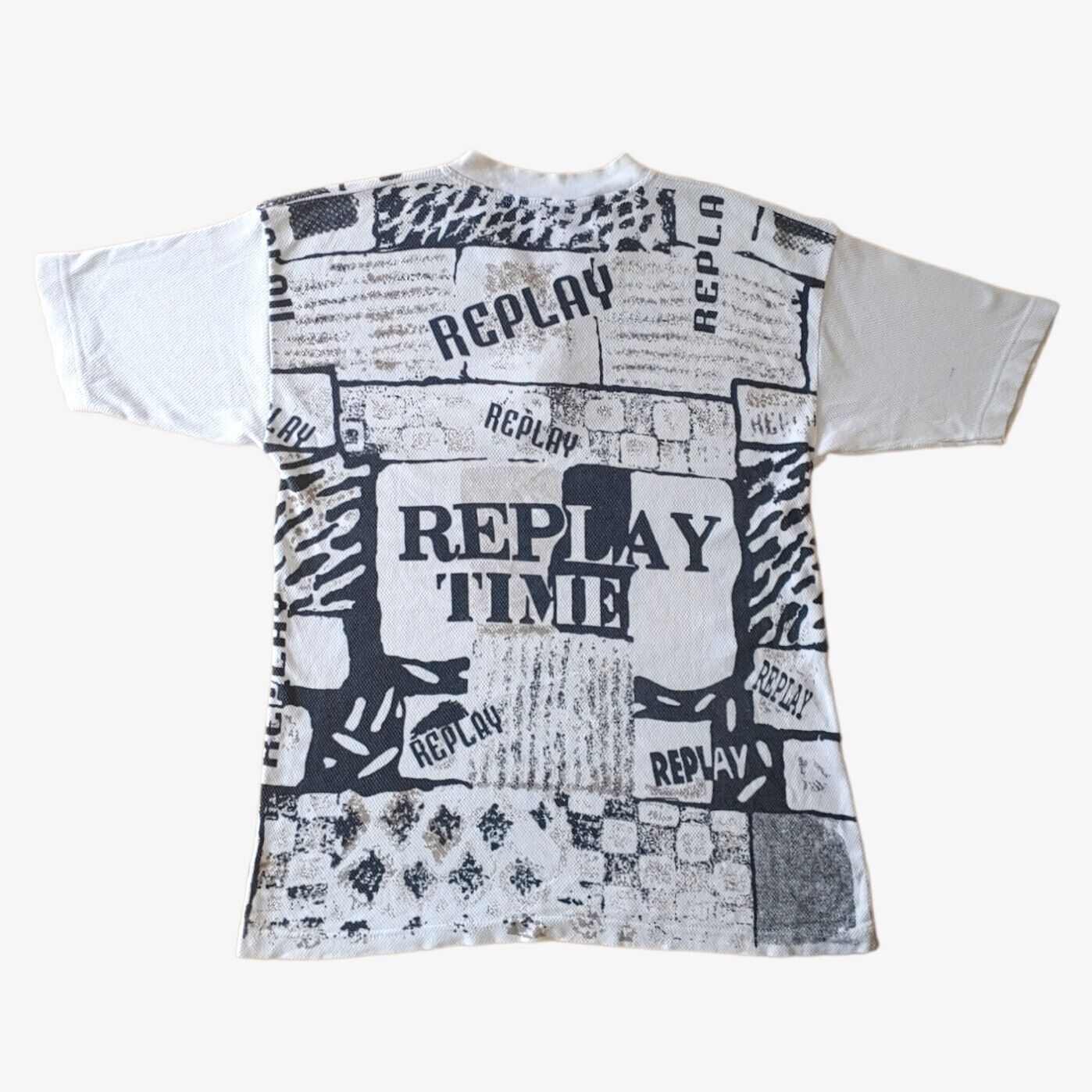 Vintage 90s Replay All Over Print Spell Out Logo Ribbed Quarter Button Top T-Shirt Back - Casspios Dream