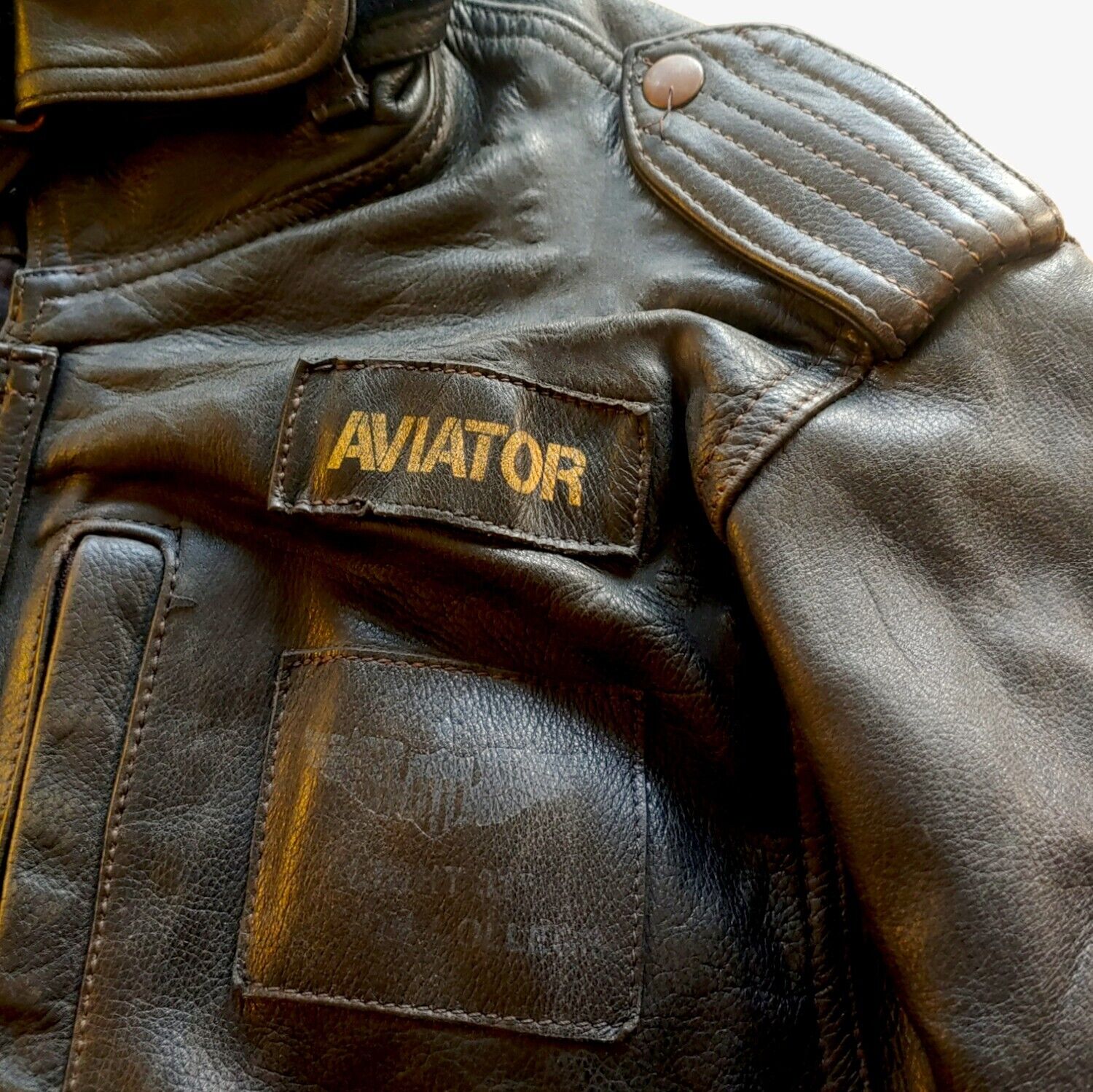 Vintage Aviation College FLT-31st Leather Pilot Jacket Badge - Casspios Dream
