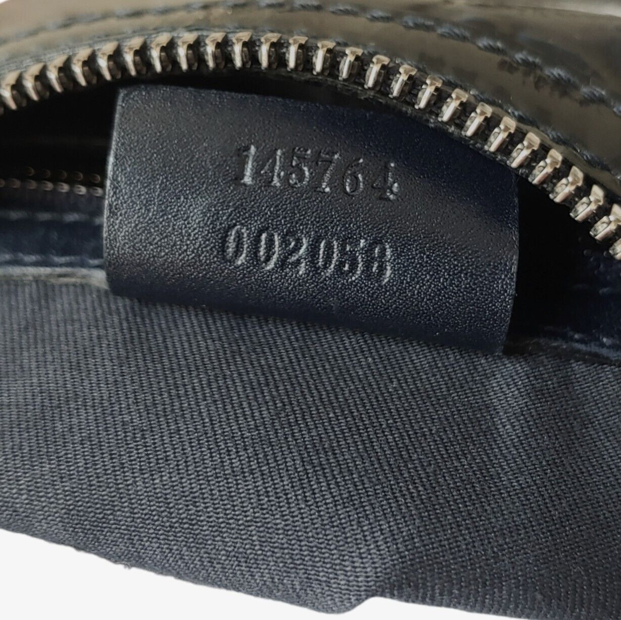 Vintage Gucci Horsebite Embossed Navy Blue Calfskin Leather Handbag 145764002058 Authentic Code - Casspios Dream