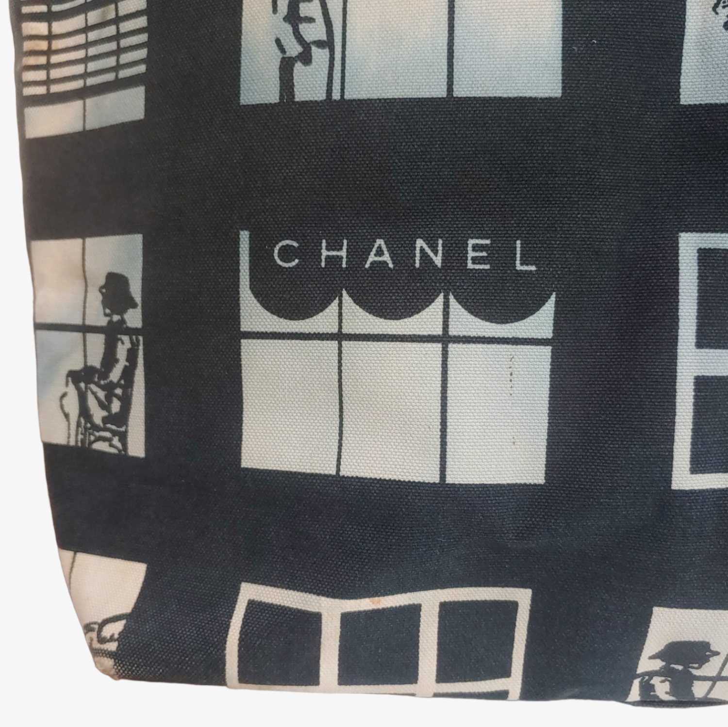 Vintage Y2K Chanel 2003 Black & White Window Scene Tote Bag 8173663 Logo - Casspios Dream