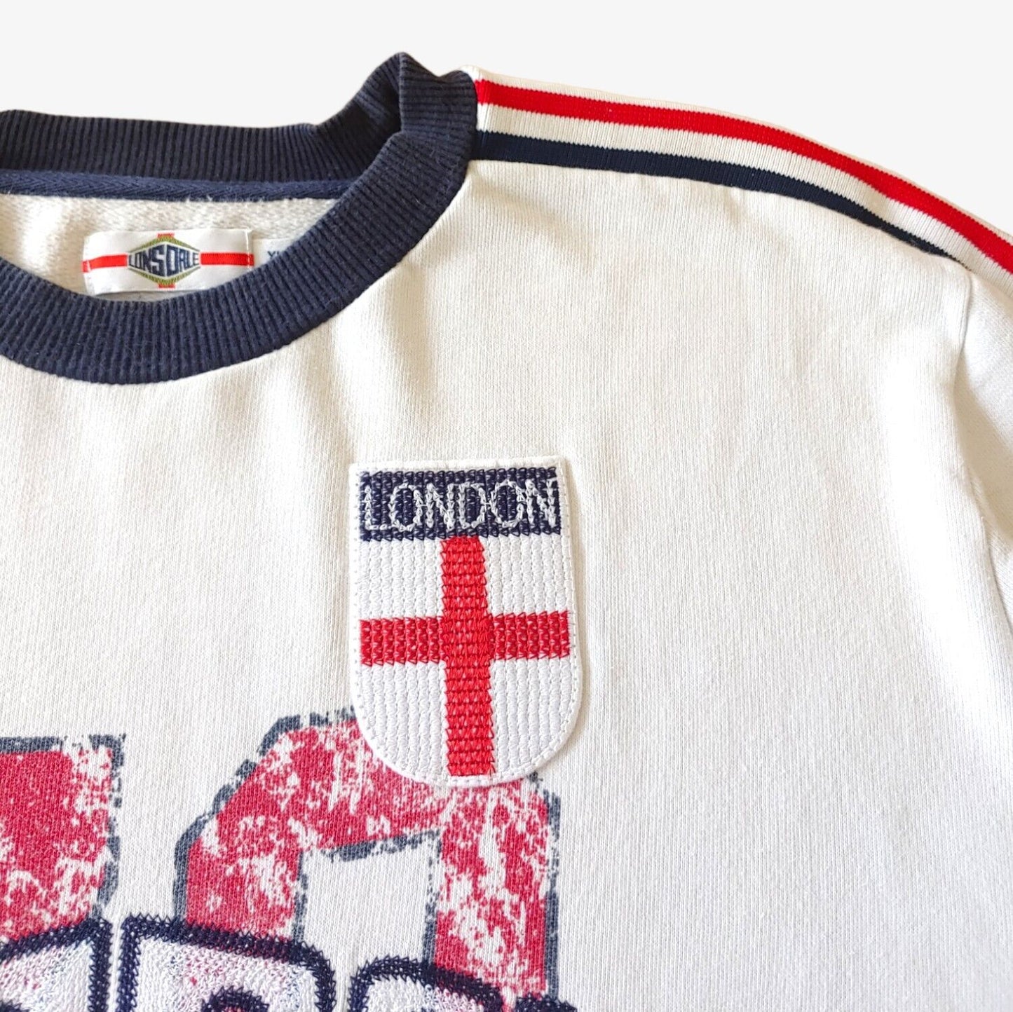 Vintage Y2K Lonsdale England Football Team Sweatshirt Crest - Casspios Dream