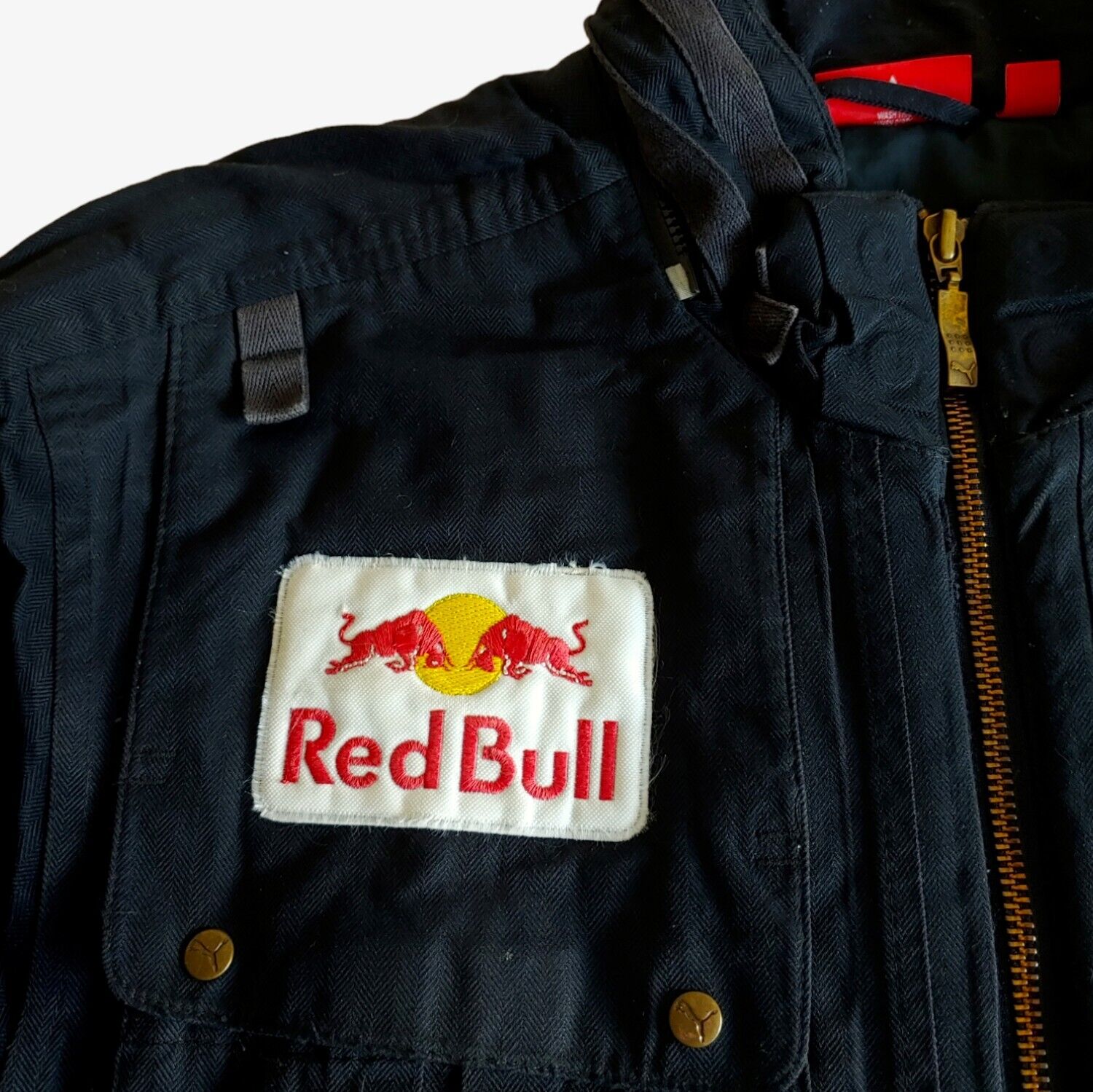 Vintage Y2K Puma x Red Bull Racing NASCAR Formula One Jacket Crest - Casspios Dream
